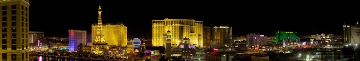 3000px-Las Vegas Strip panorama